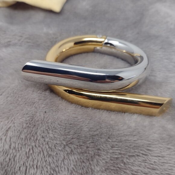 Louis Vuitton Authentic Gold Palladium Plated MP1516 Hinge Twist Bracelet RARE - Picture 1 of 16